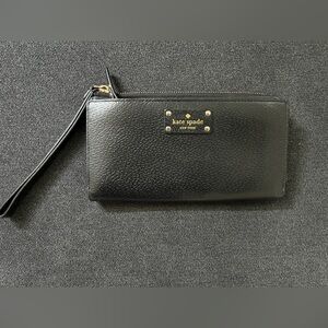 Black Kate spade wallet/wristlet
